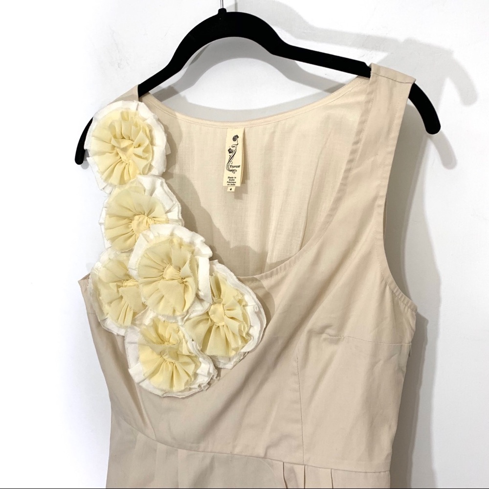 Floreat Appliqué Beige Blouse - Picture 3 of 7